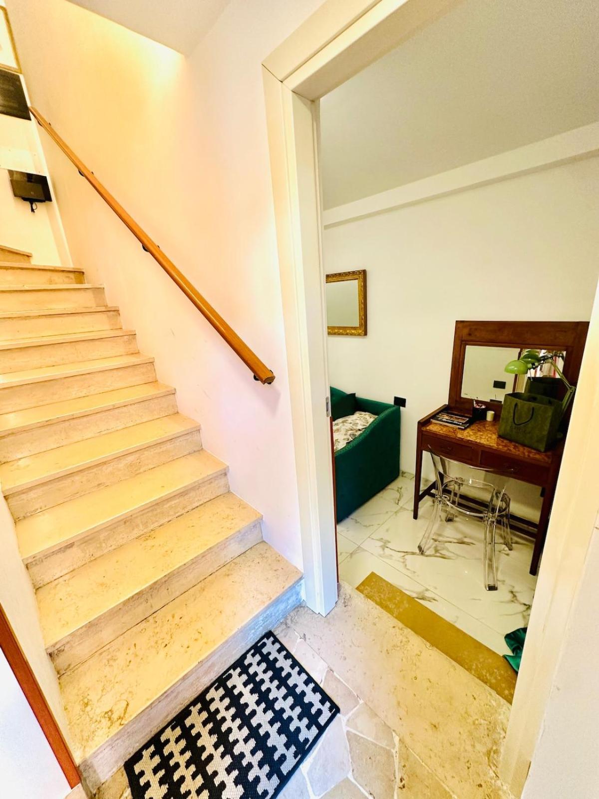 Quo Vadis Apartment